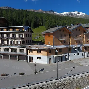  Aparthotel Hotel Meuble Adler - Rooms & Mountain Apartments
